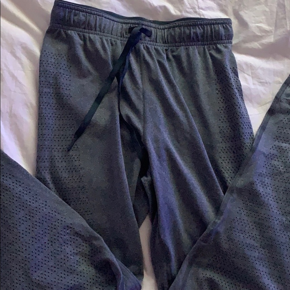 Lululemon women’s joggers grey/blue